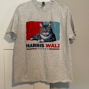 Harris Walz 2024 Gray Cat Graphic T-Shirt